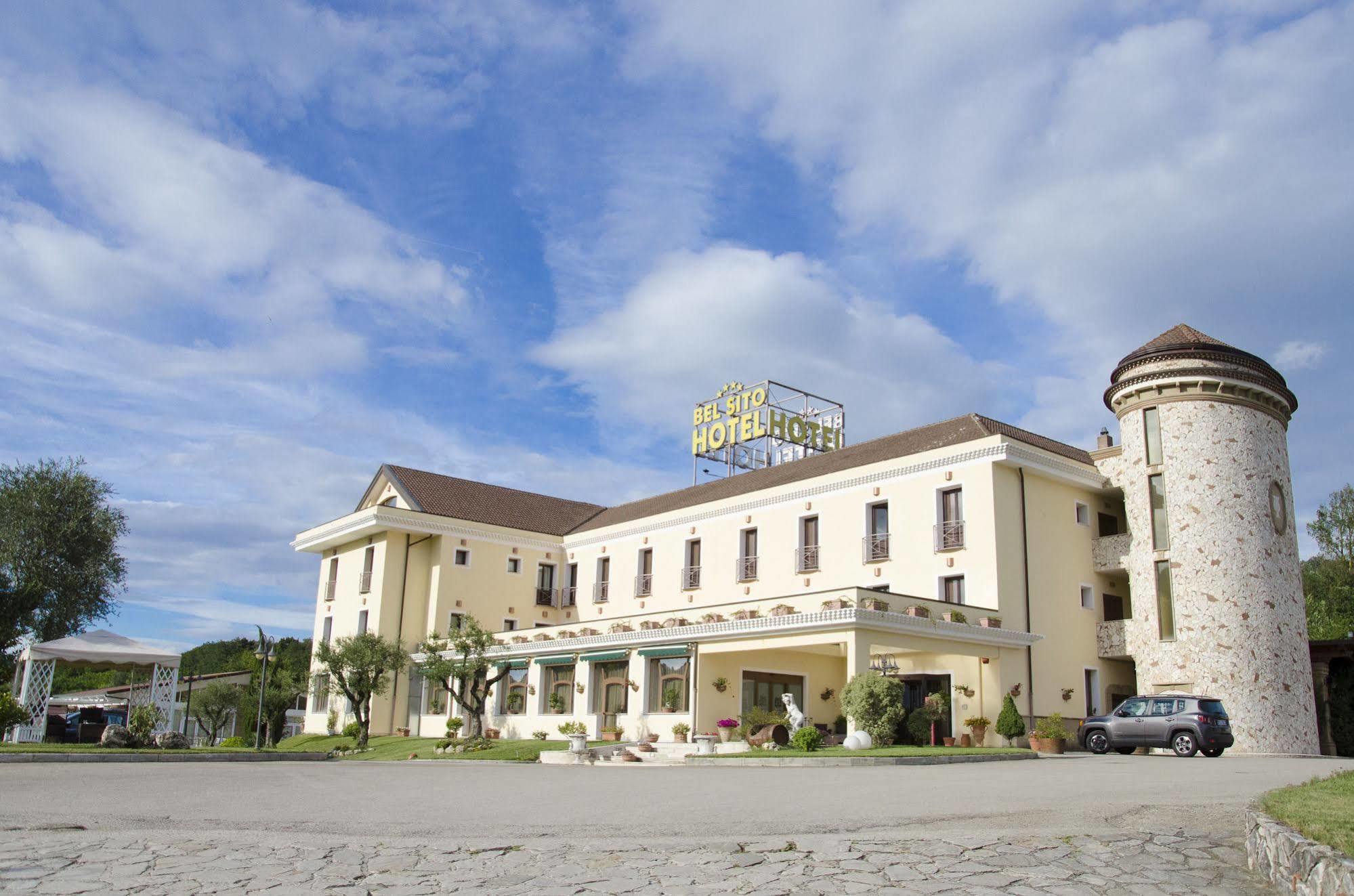 Bel Sito Hotel Due Torri Manocalzati Exterior foto